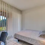 6-7p Avec Jardin Et Piscine