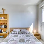 6-7p Avec Jardin Et Piscine Villa