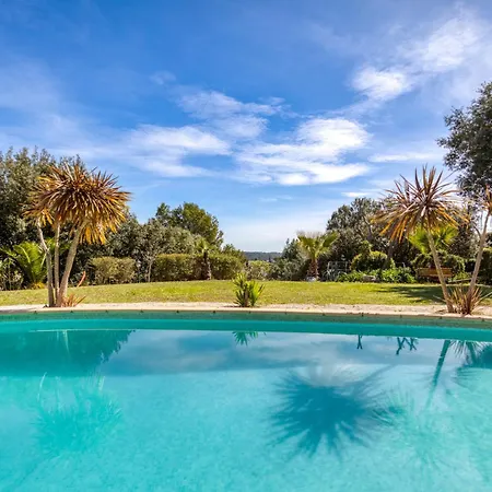 6-7p Avec Jardin Et Piscine *